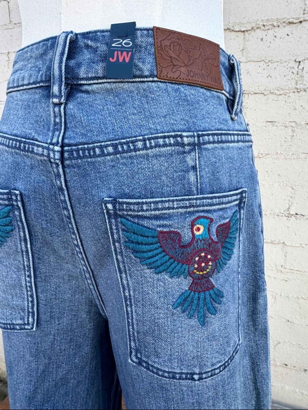 Johnny Was The Wide Leg Jean Sisa Medium Wash Embroidered Eagle Size 26 - Picture 10 of 12
